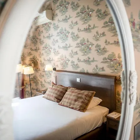 Jan Brito Hotel 4*